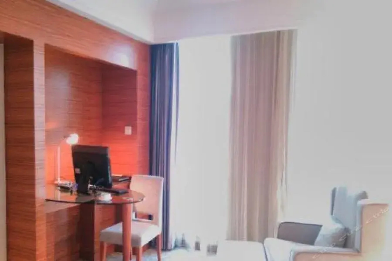 Ningbo East Shipu Hotel