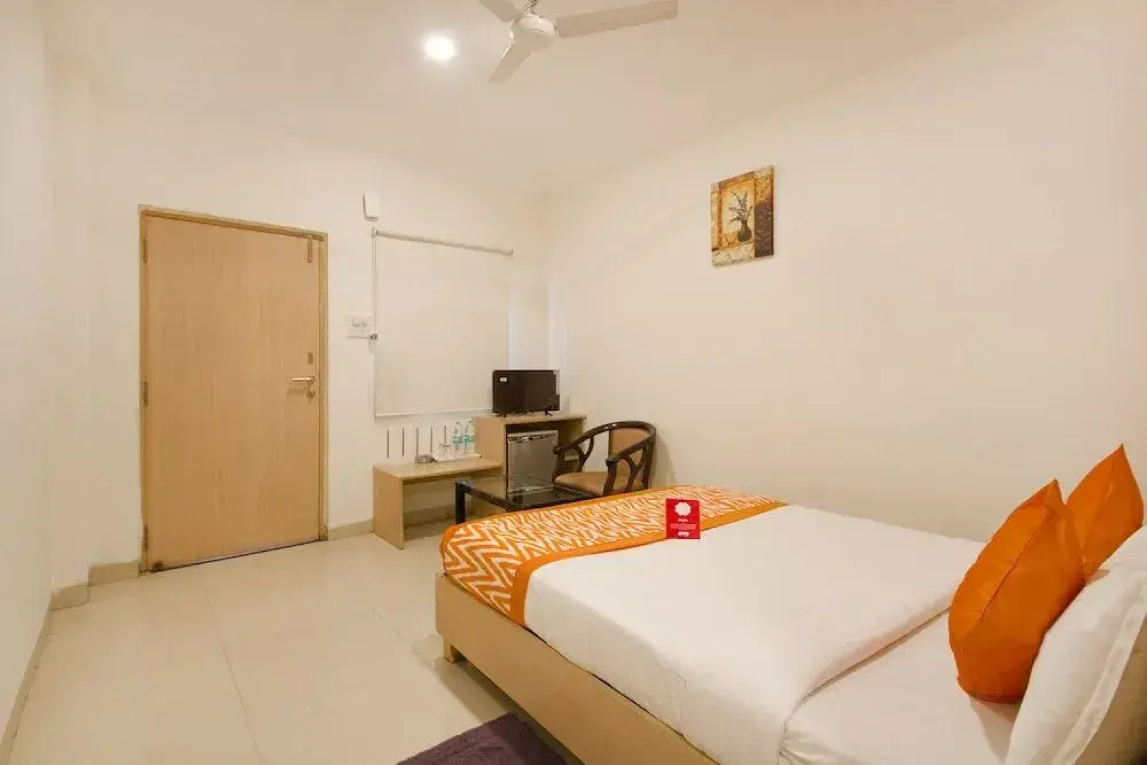 OYO 10235 Oyster Transit Hotels