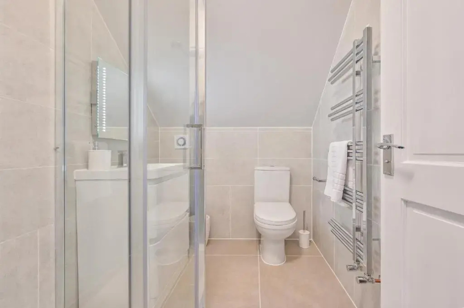 RockPools Outstanding 5star House with Hot Tub on Retallack Resort