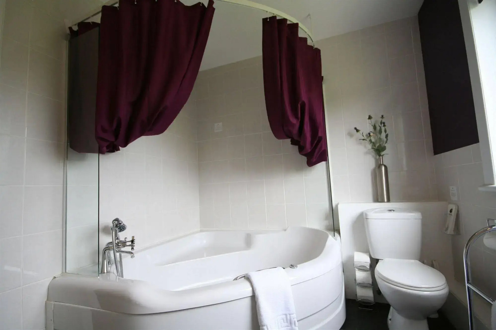 The Galley of Lorne Inn