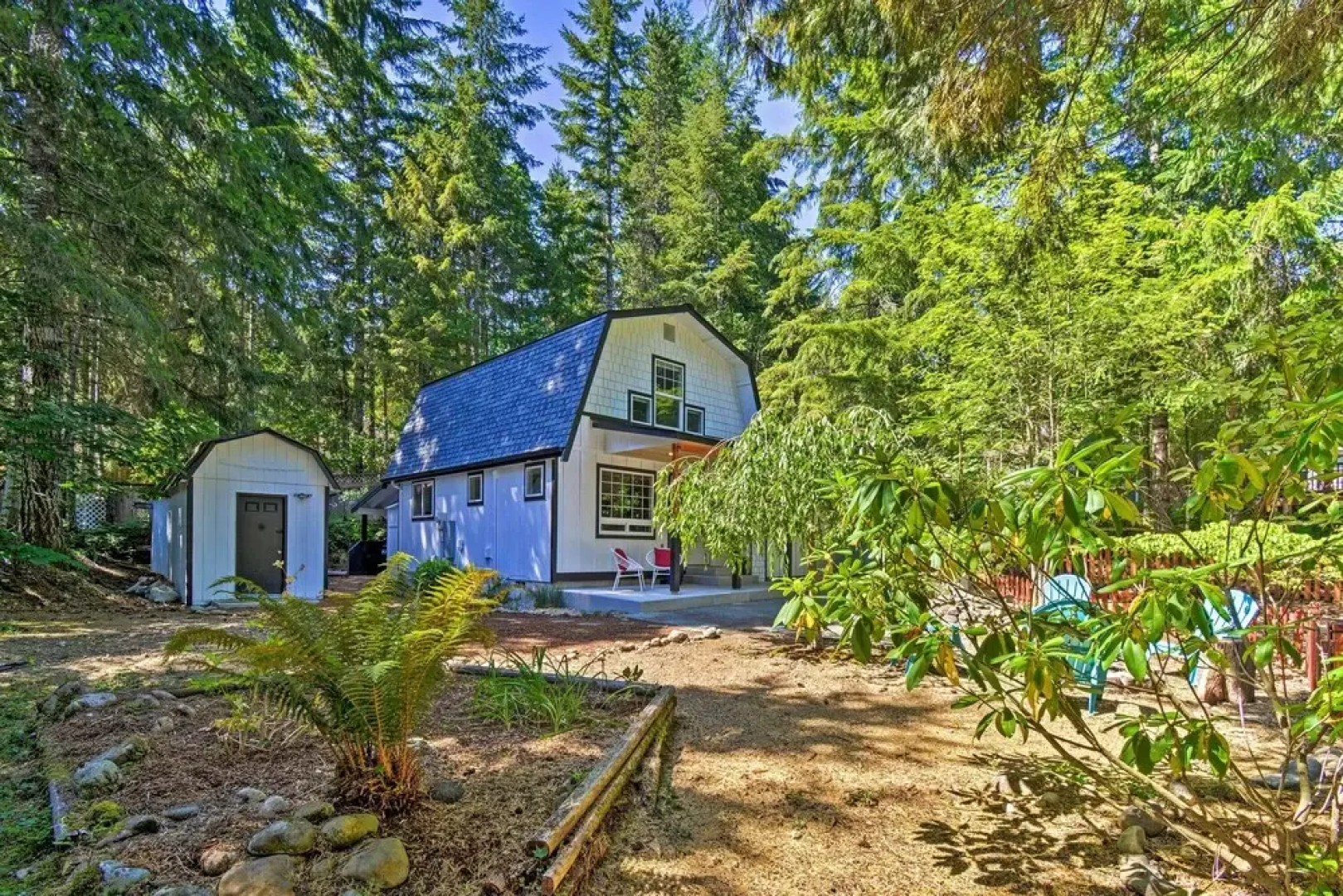 Quaint Lake Cushman Cottage w/ Private Access!
