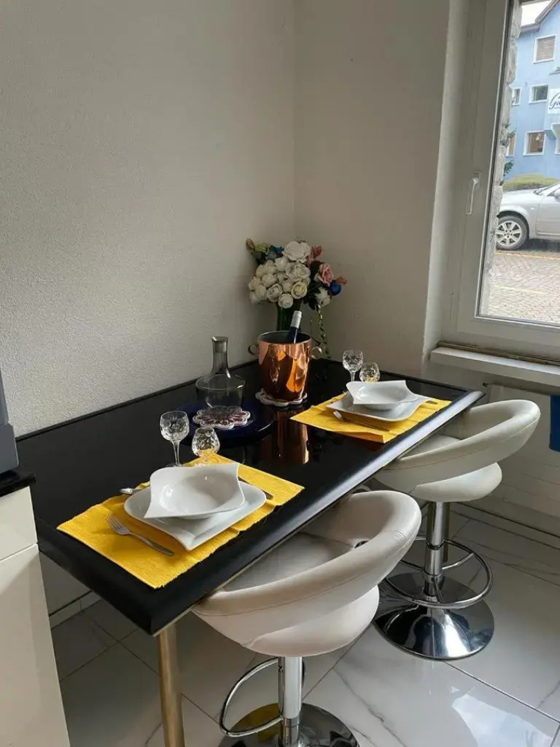 Royal Apartment EIBL 02