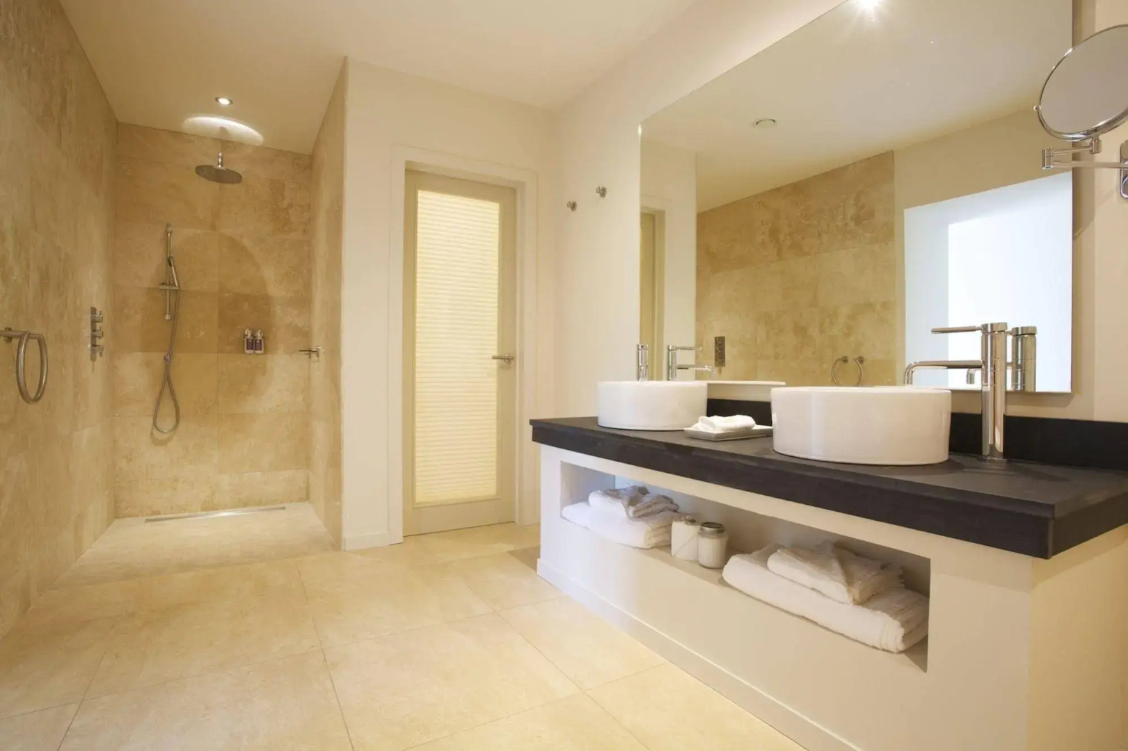 The Plume of Feathers