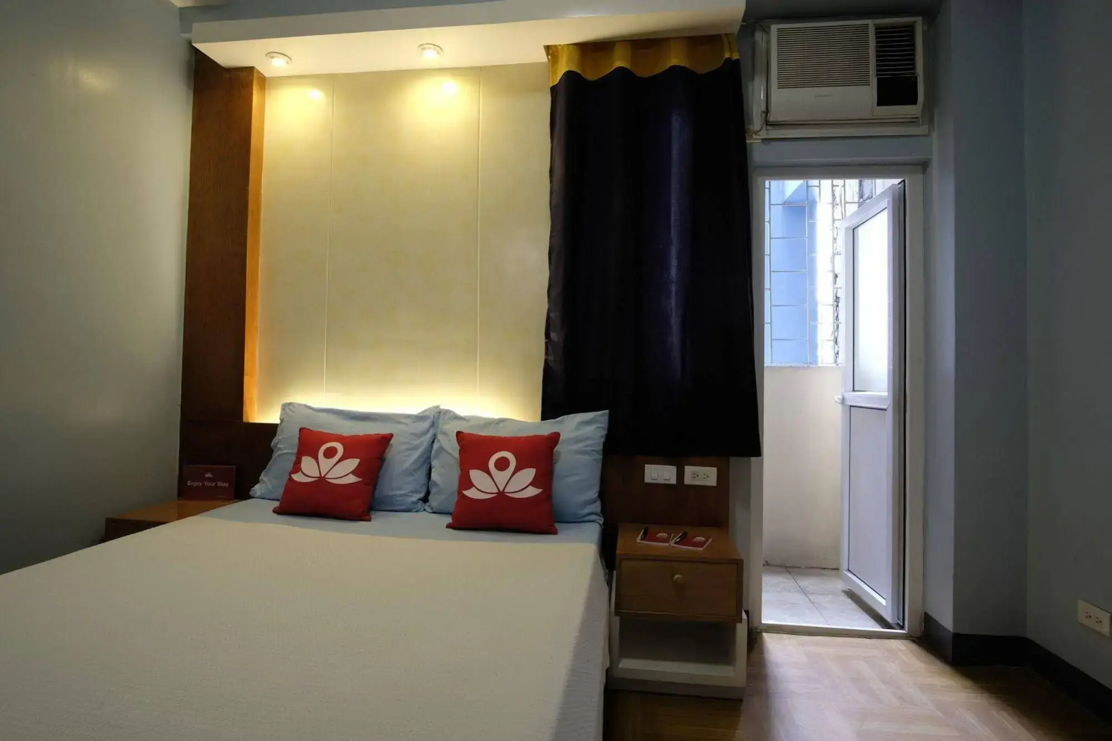 ZEN Rooms Basic Quirino Station