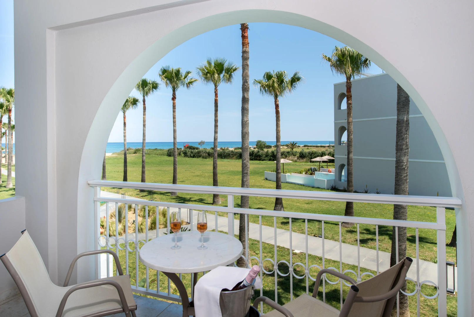 Delfina Tropic Beach