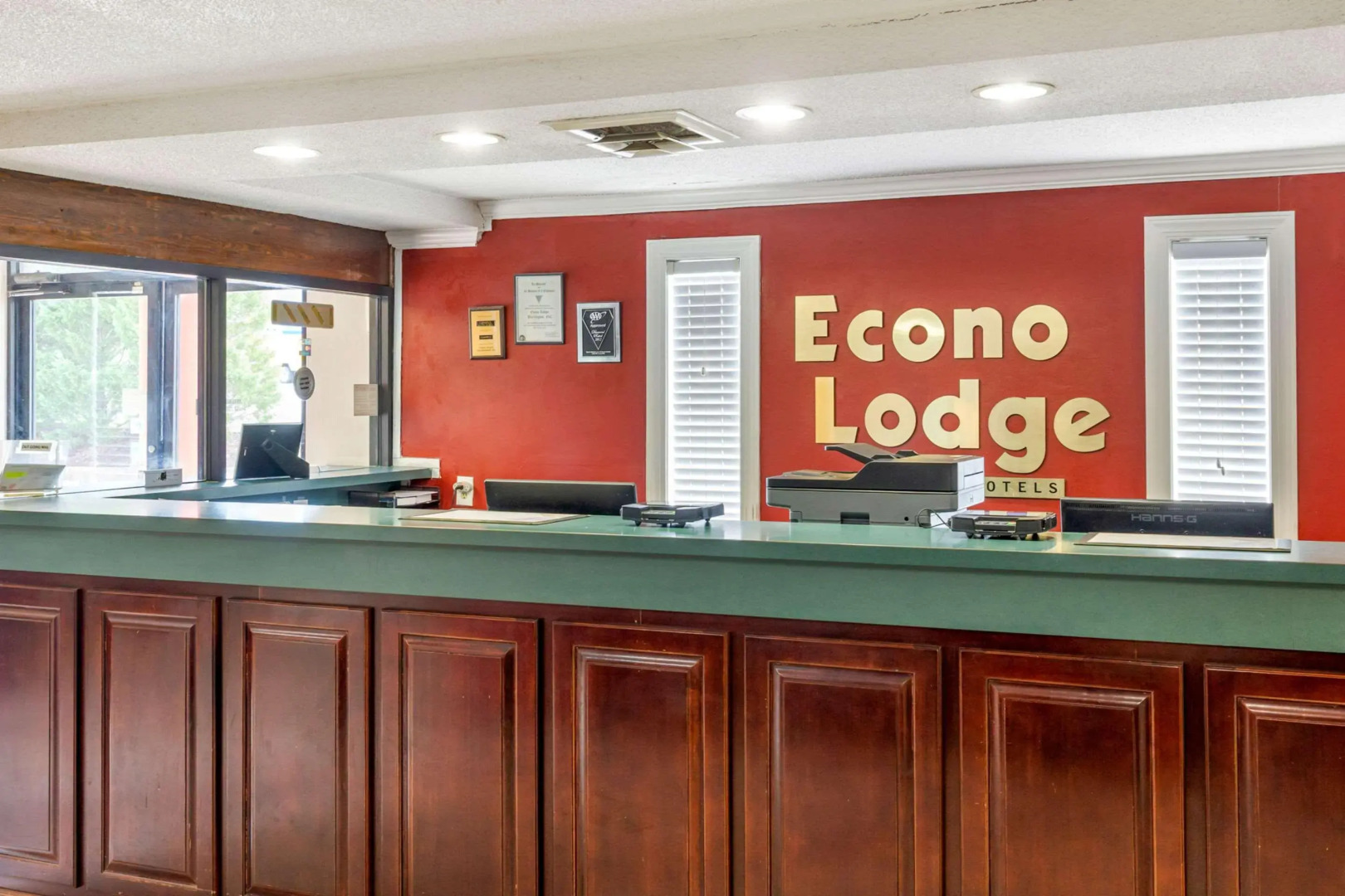 Econo Lodge Burlington I-40
