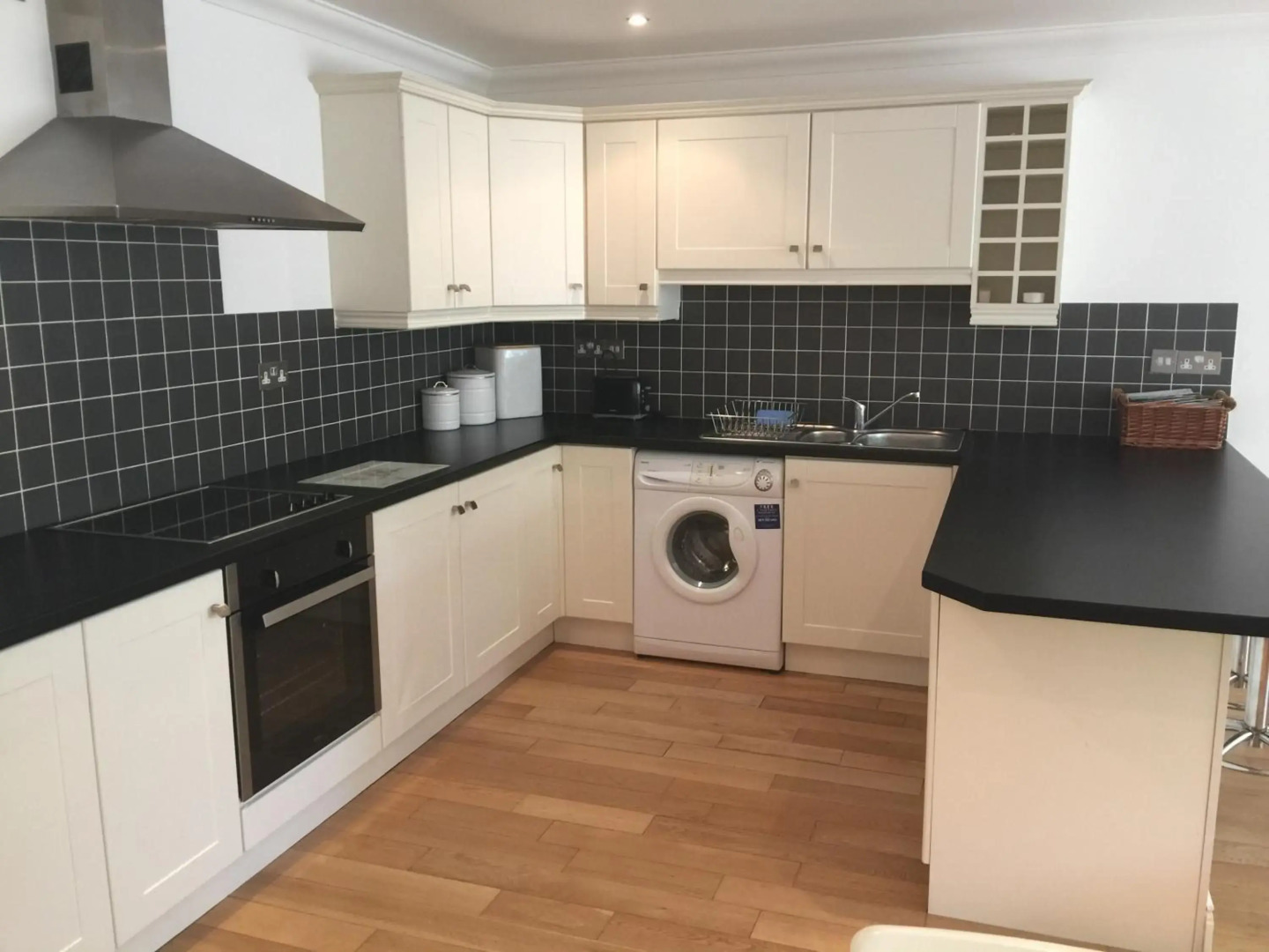 Strandview Ground Floor Beach Apartment