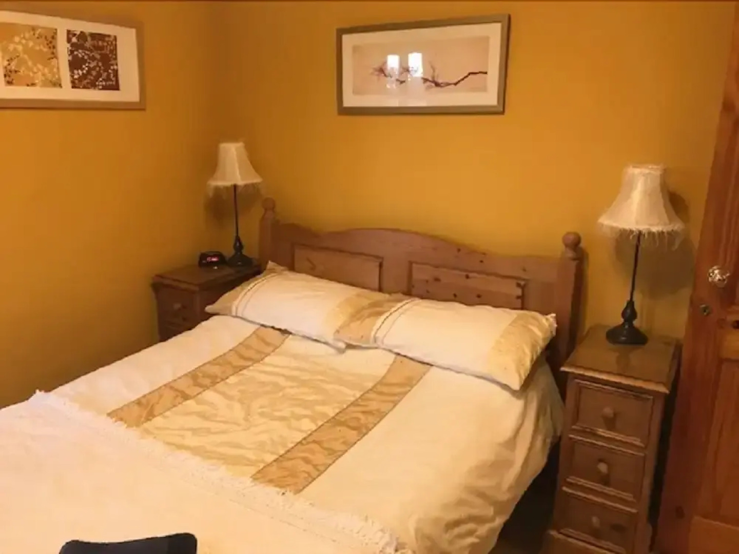 Chestnuts Bed And Breakfast