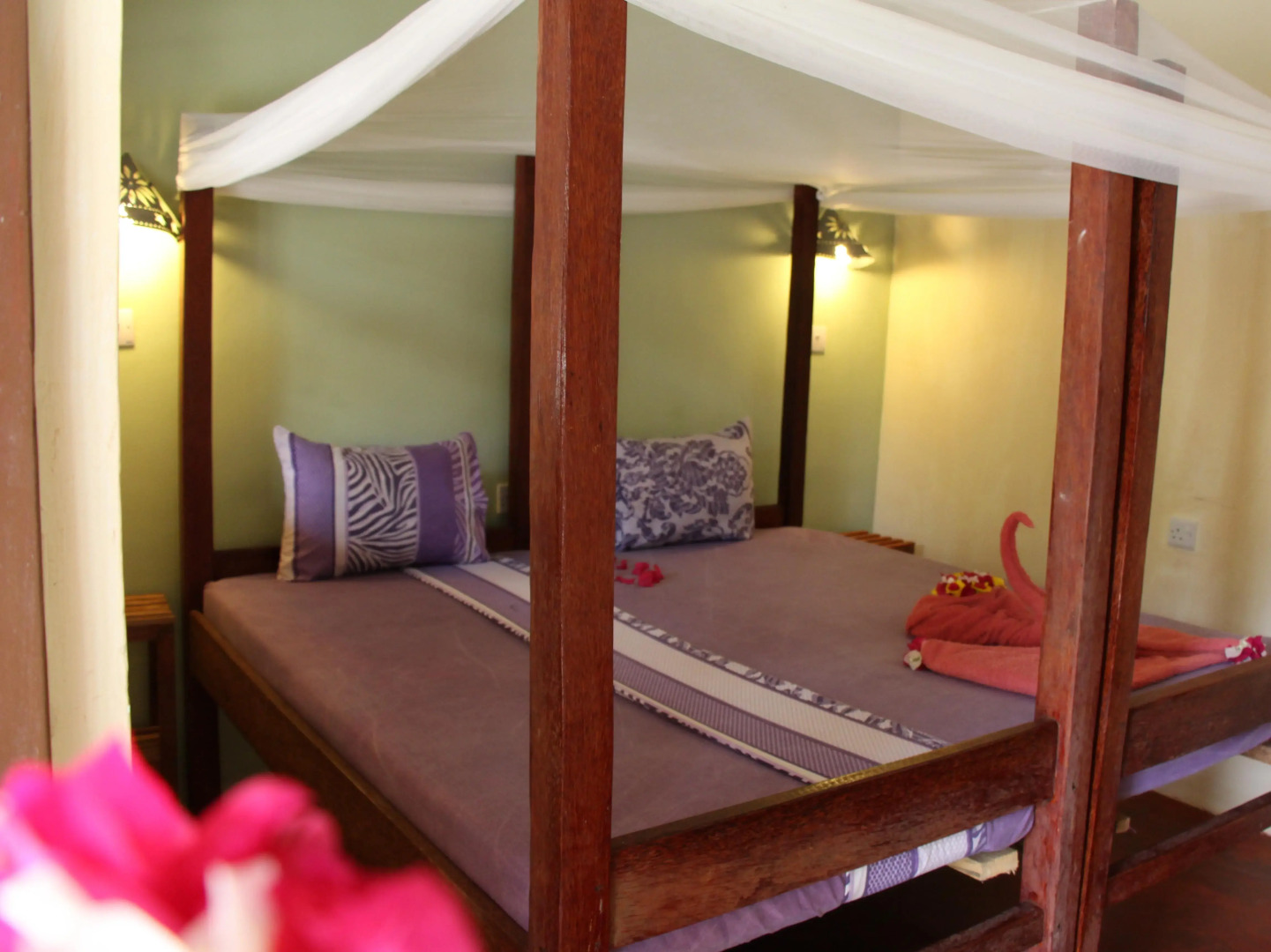 Zanzest Beach Bungalows