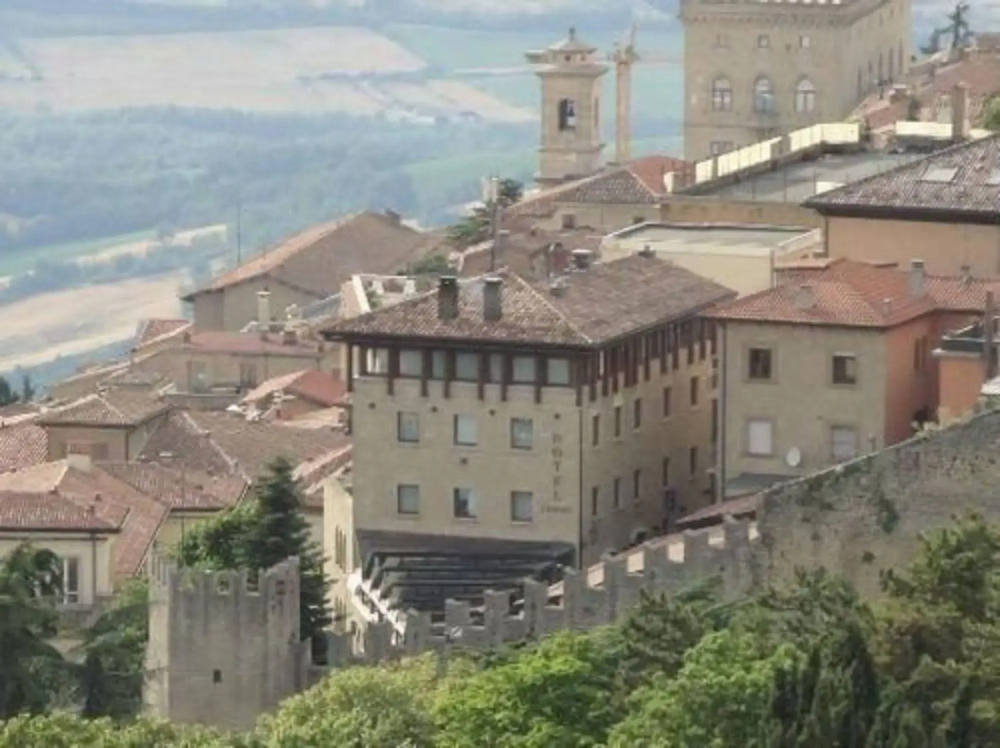Hotel Cesare