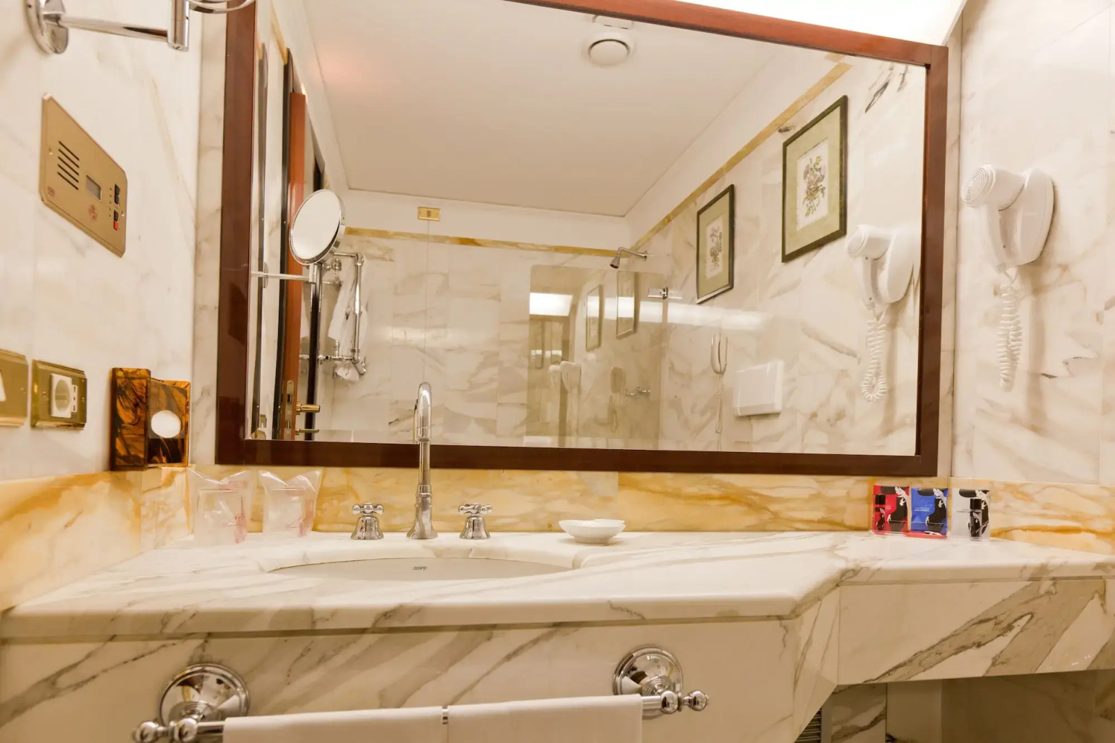 Отель Doria Grand Hotel