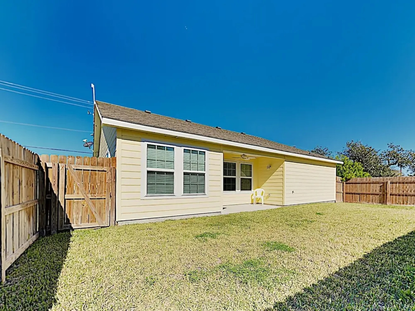 1411 Linden Home 3 Bedrooms 2 Bathrooms Home