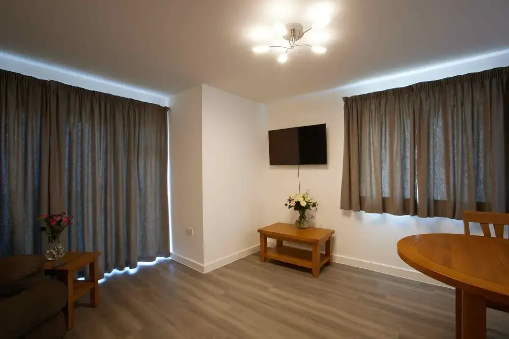 Ebbsfleet International Apartment