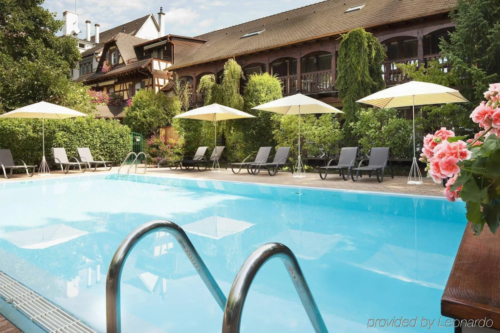 Le Parc Hôtel devient YONA