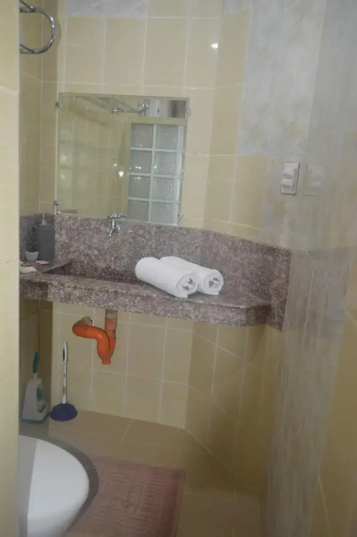 Manora Apartments and Guest House