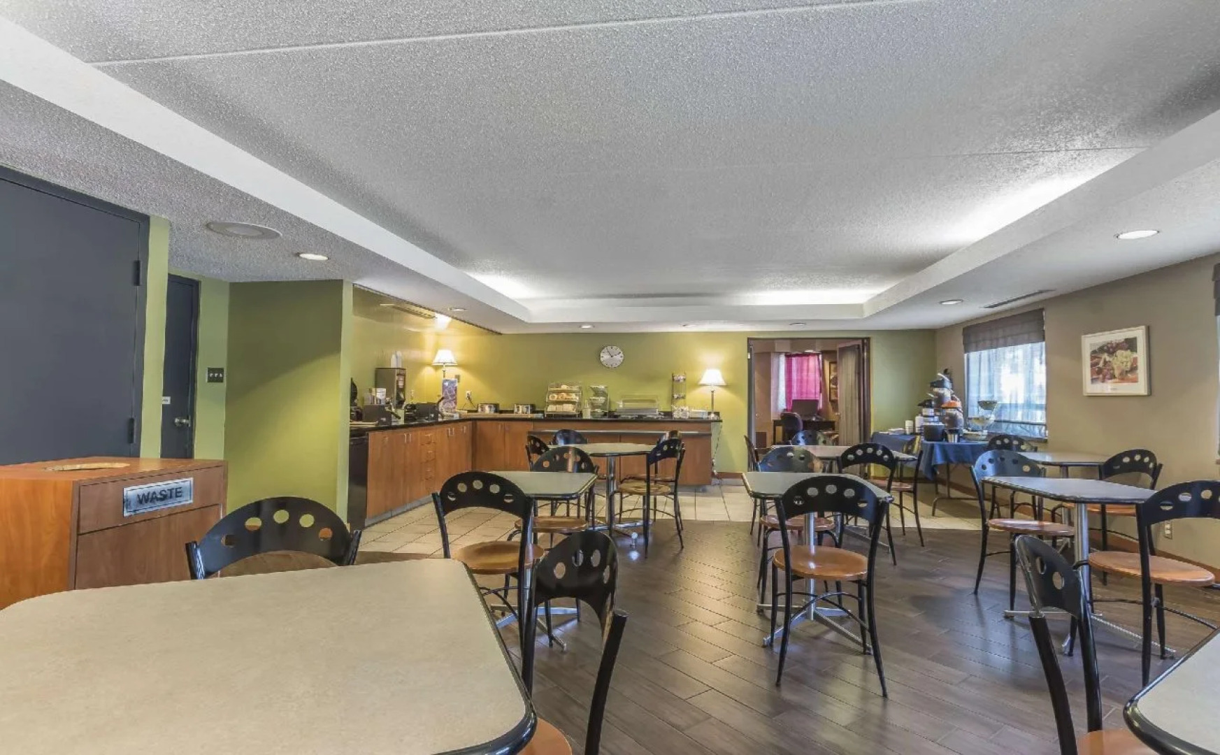 Quality Suites Whitby