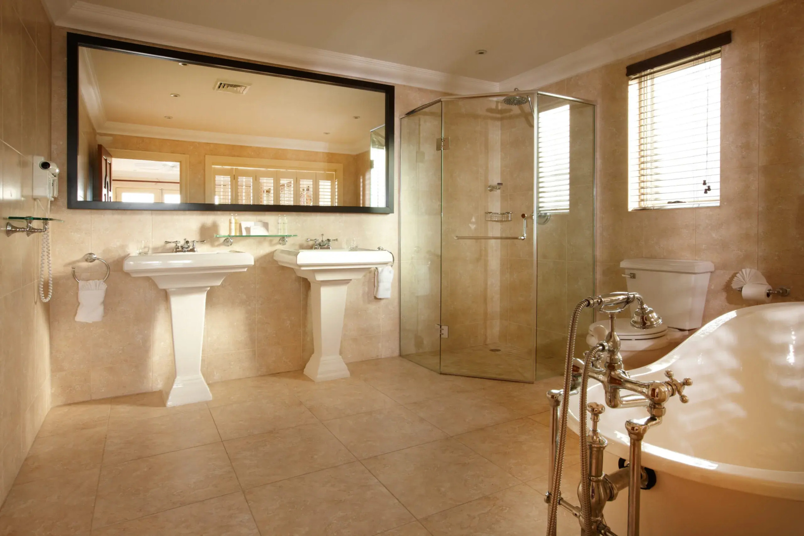 Blue Waters Resort & Spa