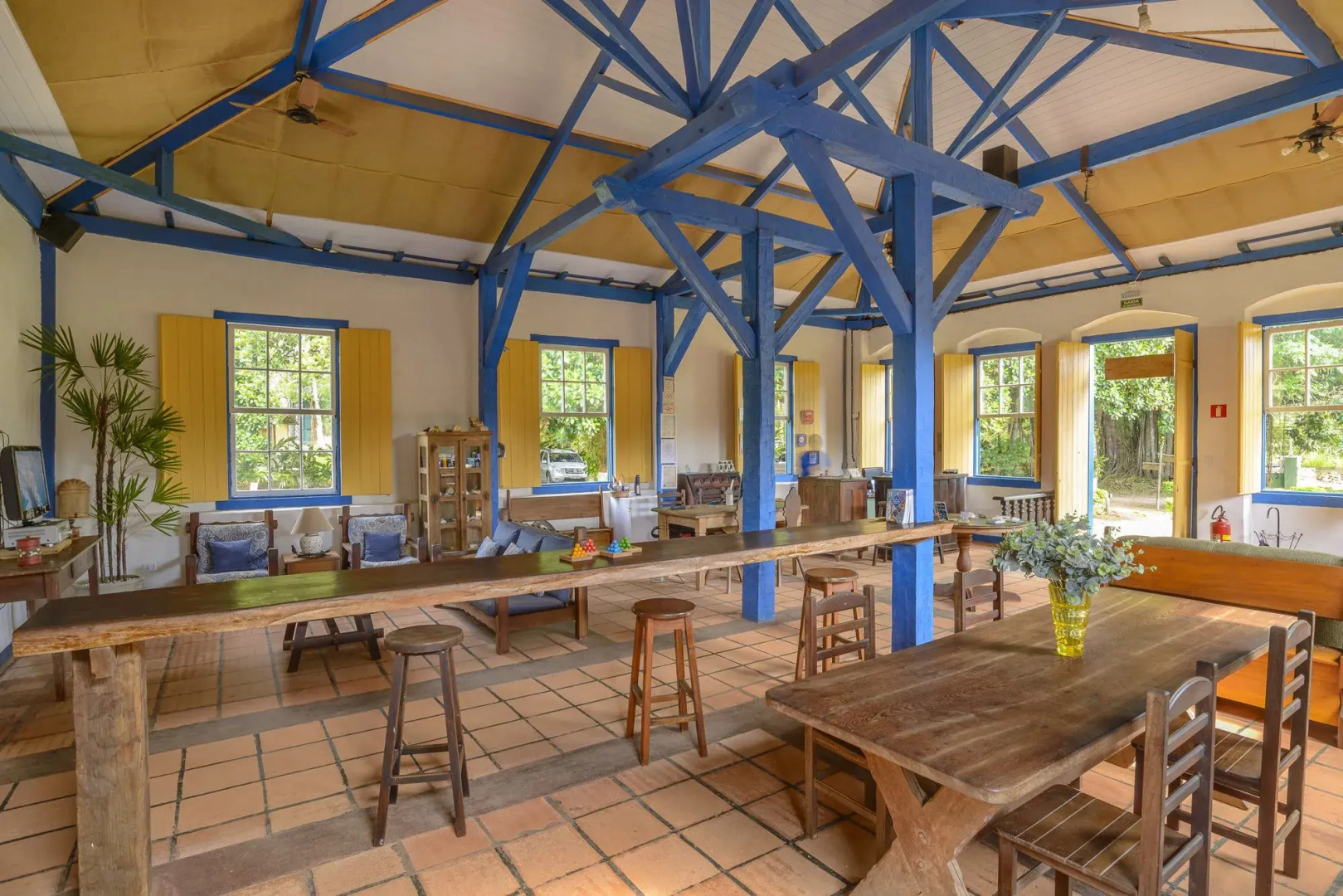 VELINN Pousada Bromélias