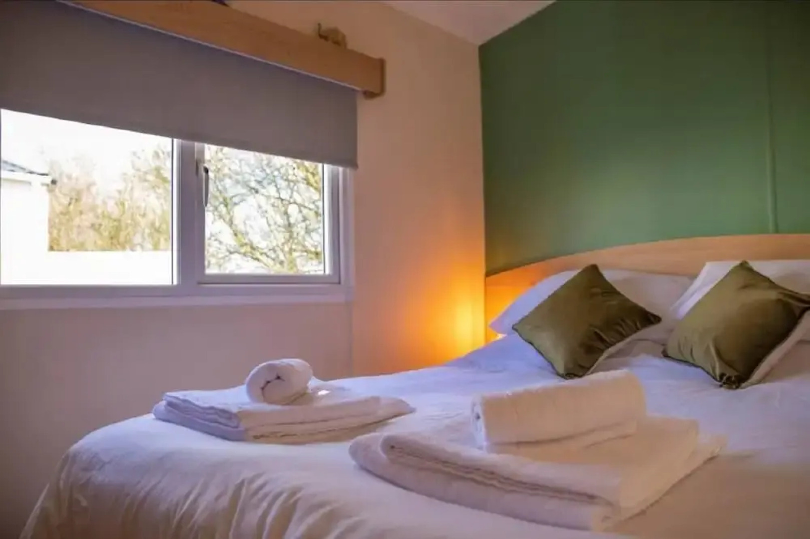 Tattershall Lakes Private Hot Tub Lodge - Sleeps 6