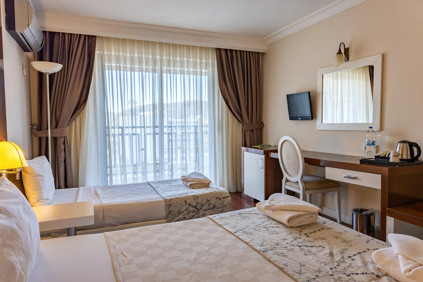 Sentinus Beach Hotel