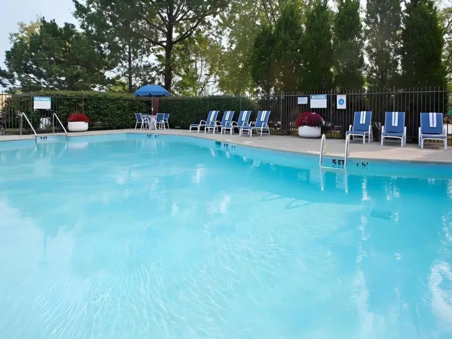 Holiday Inn Express Detroit-Warren by IHG