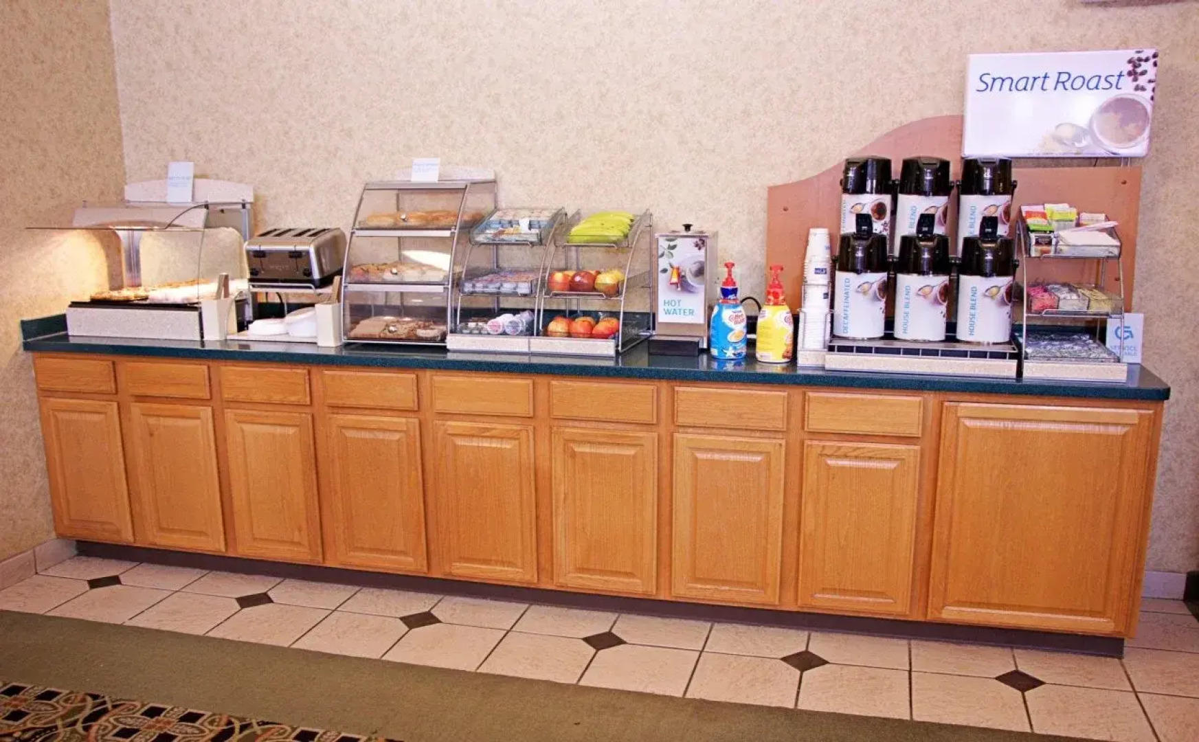 Holiday Inn Express & Suites Fort Pierre by IHG