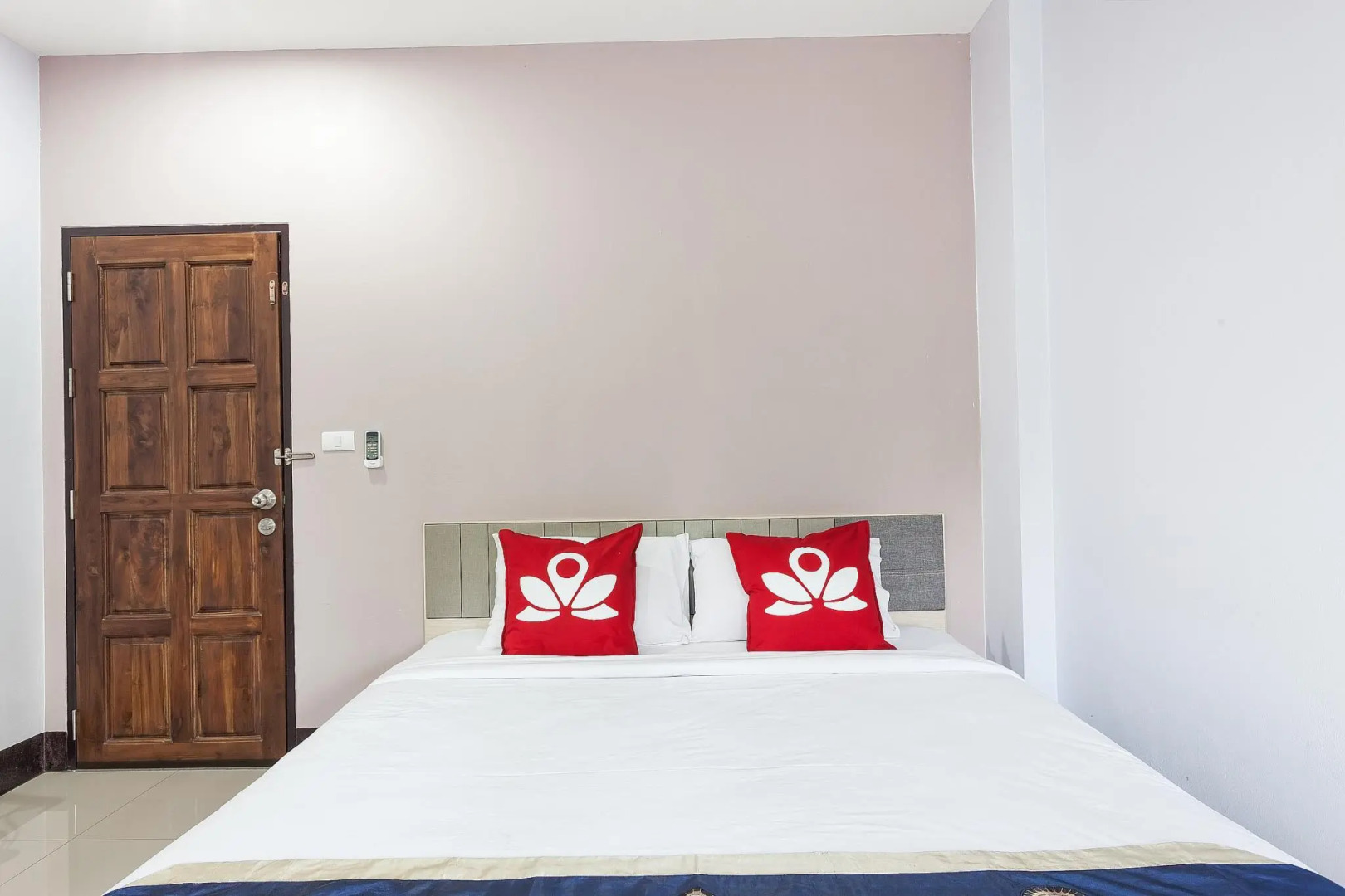 ZEN Rooms Nasa Mansion