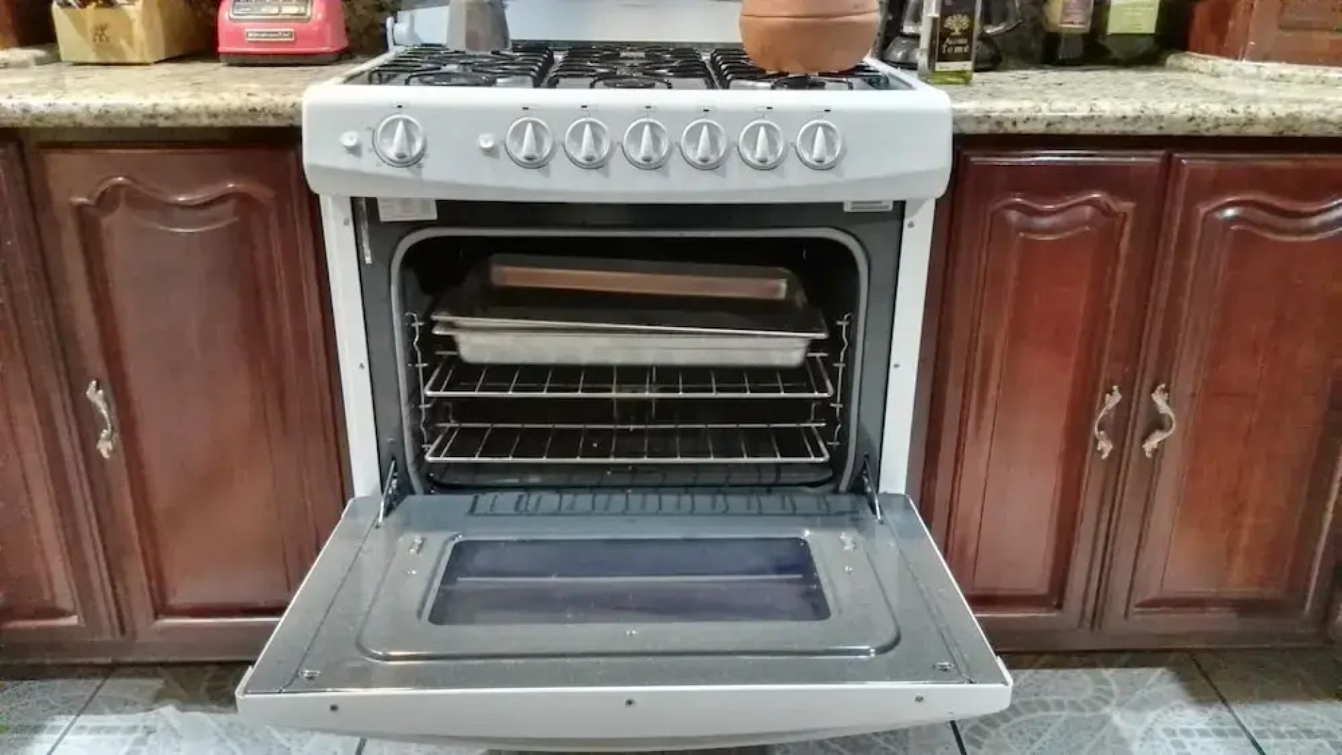 Lia Ajijic - Lakeside B&B