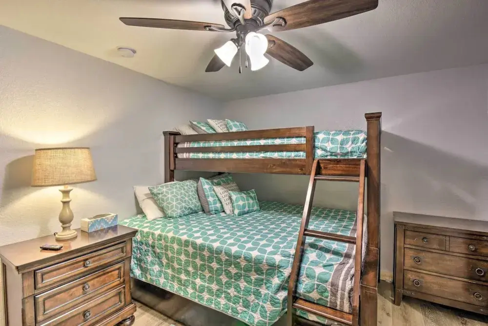 Hiawassee Getaway w/ Hot Tub, Deck & Lake Access!