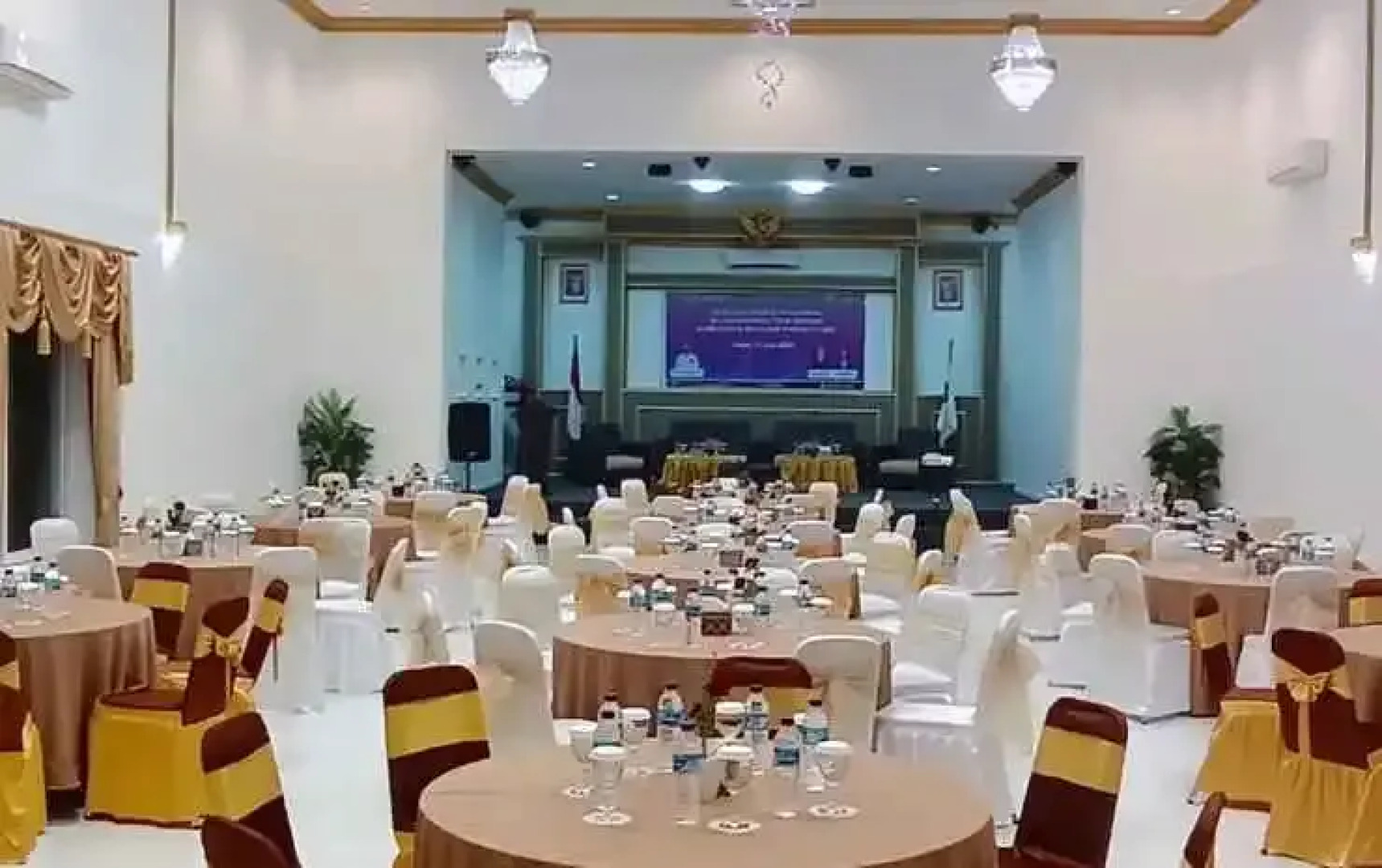 The Rich Hotel Penajam Town