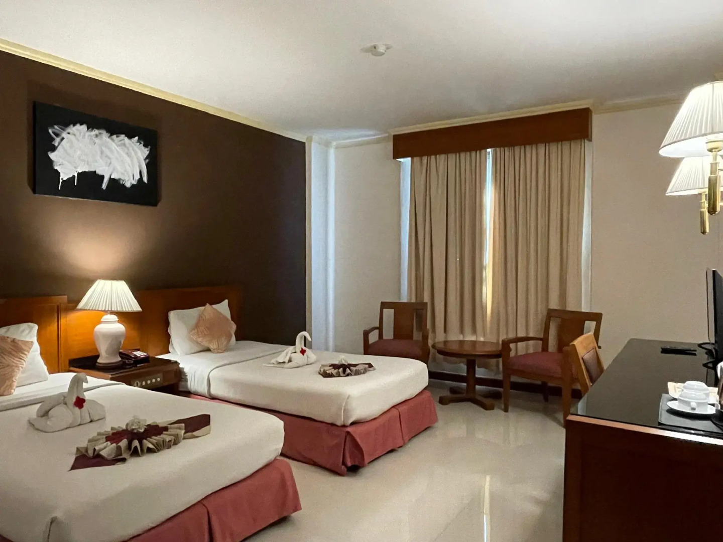 Songphanburi Hotel