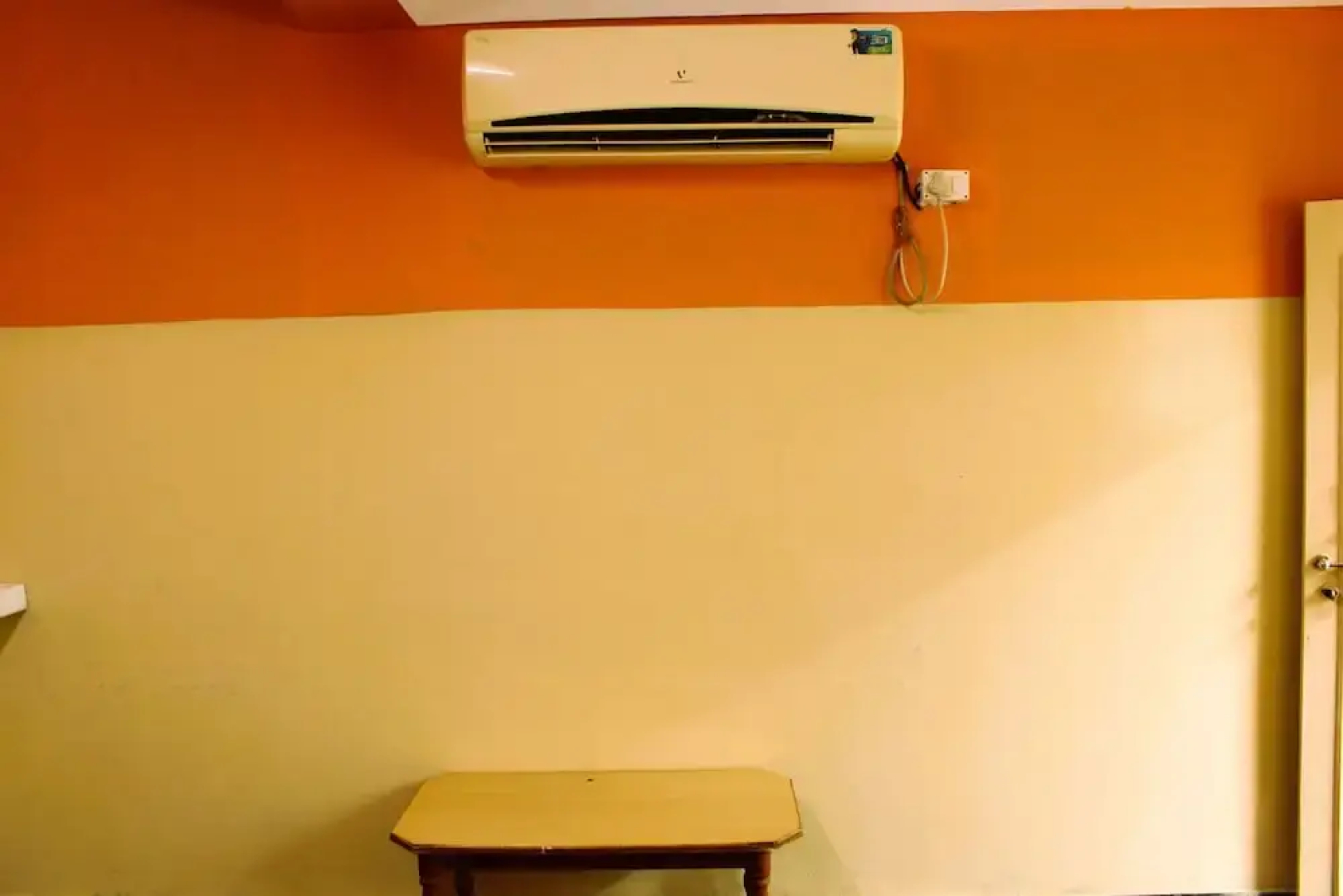 I-ROOMZ Surya Deluxe Lodge
