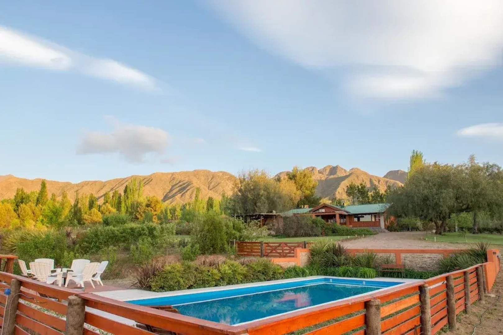 Entre Montañas y Rio