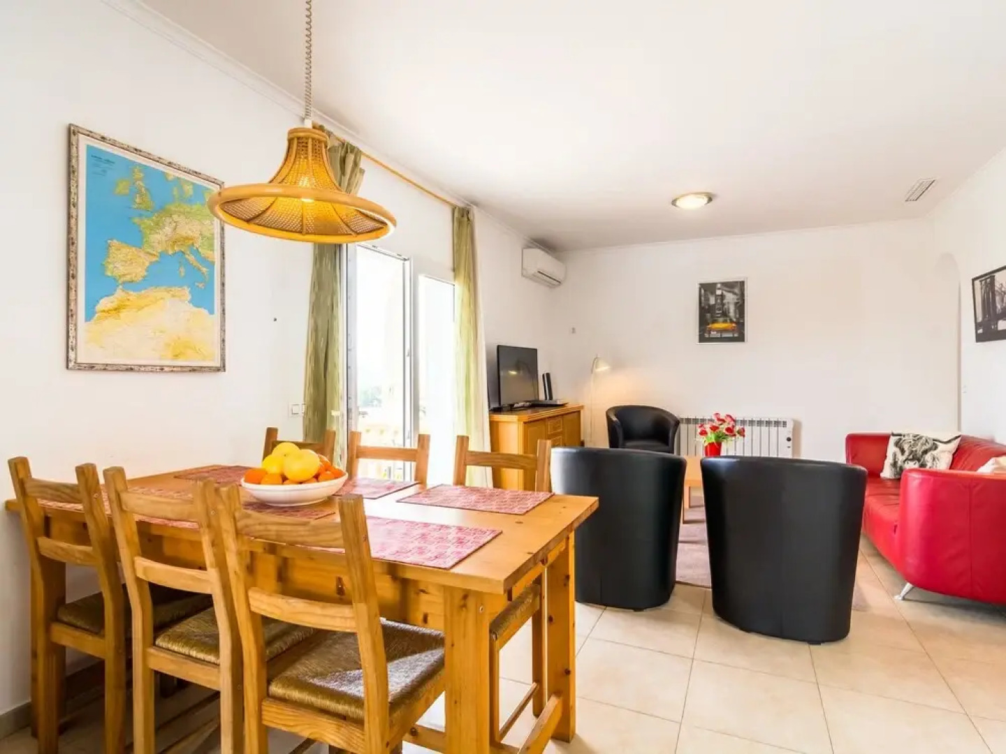 Detached Villa With Private Swimming Pool in Pedreguer