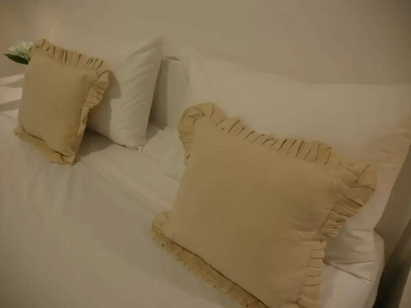 Shadesofblue M & M Sleeps 4 With Pool