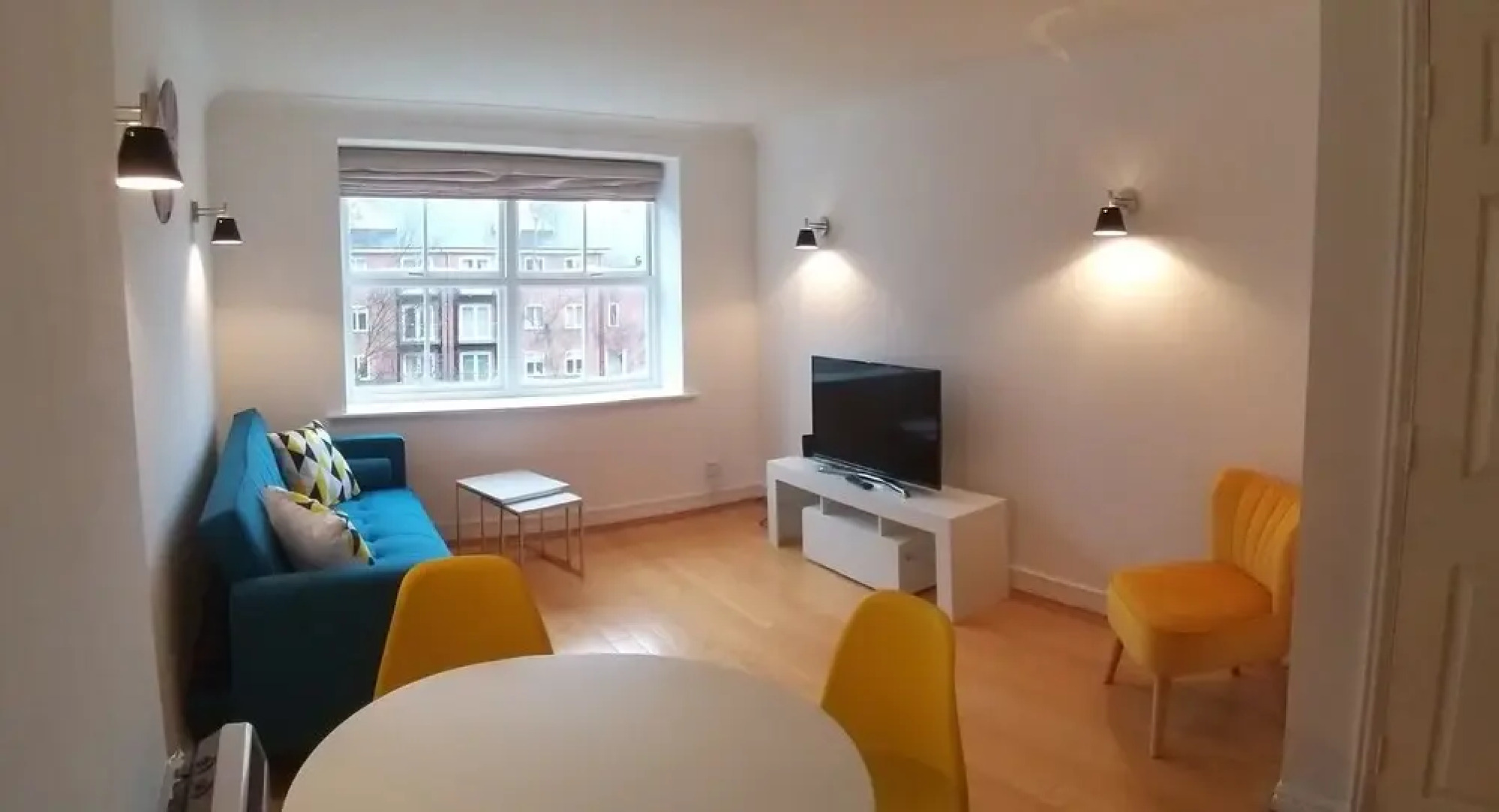 BookedUK - Stylish Apartment