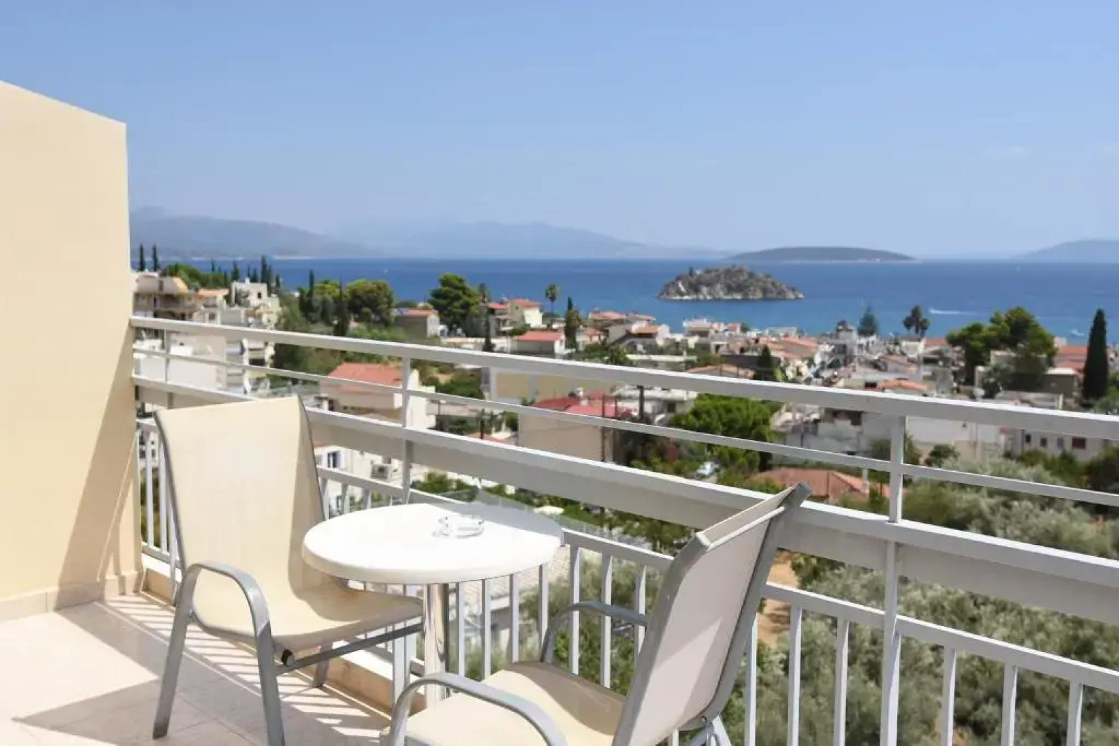 Viaros Hotel Apartments