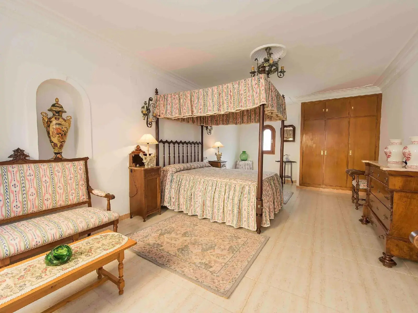 Son Rafael - Six Bedroom