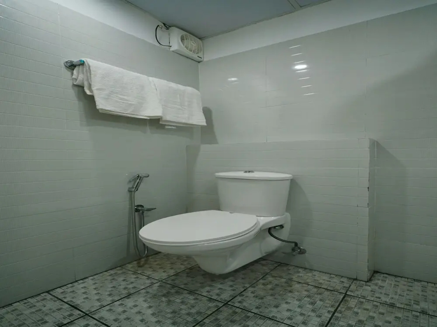 OYO 15660 Home Modern 1BHK Edapally