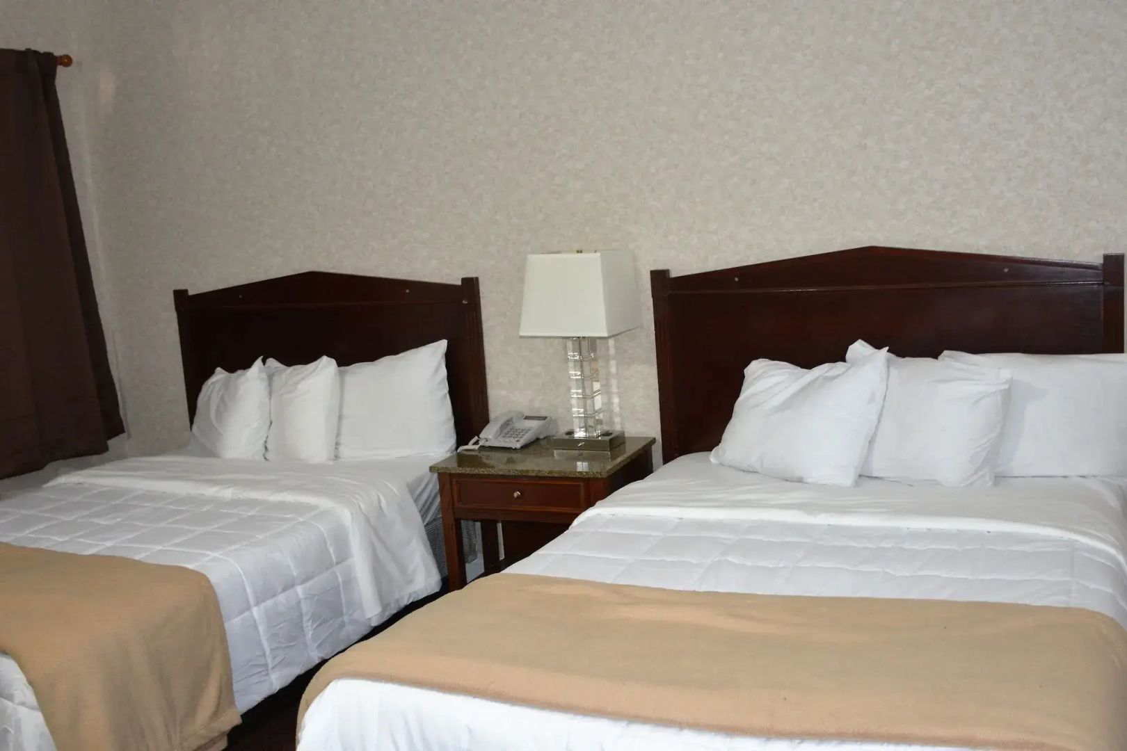 Atlantic Inn & Suites