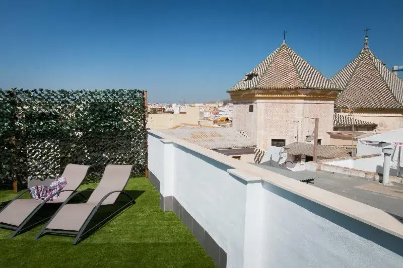 Holidays2Malaga Suites