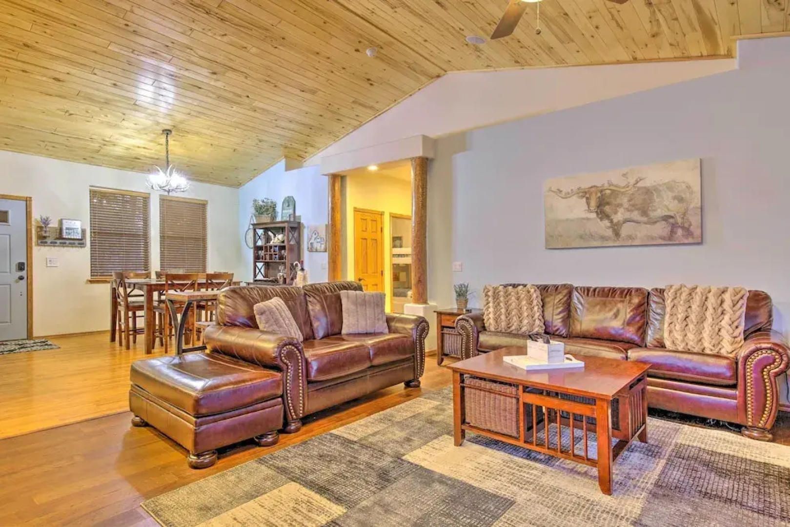 3 Mi to Golf Course: Show Low Escape w/ Fire Pit