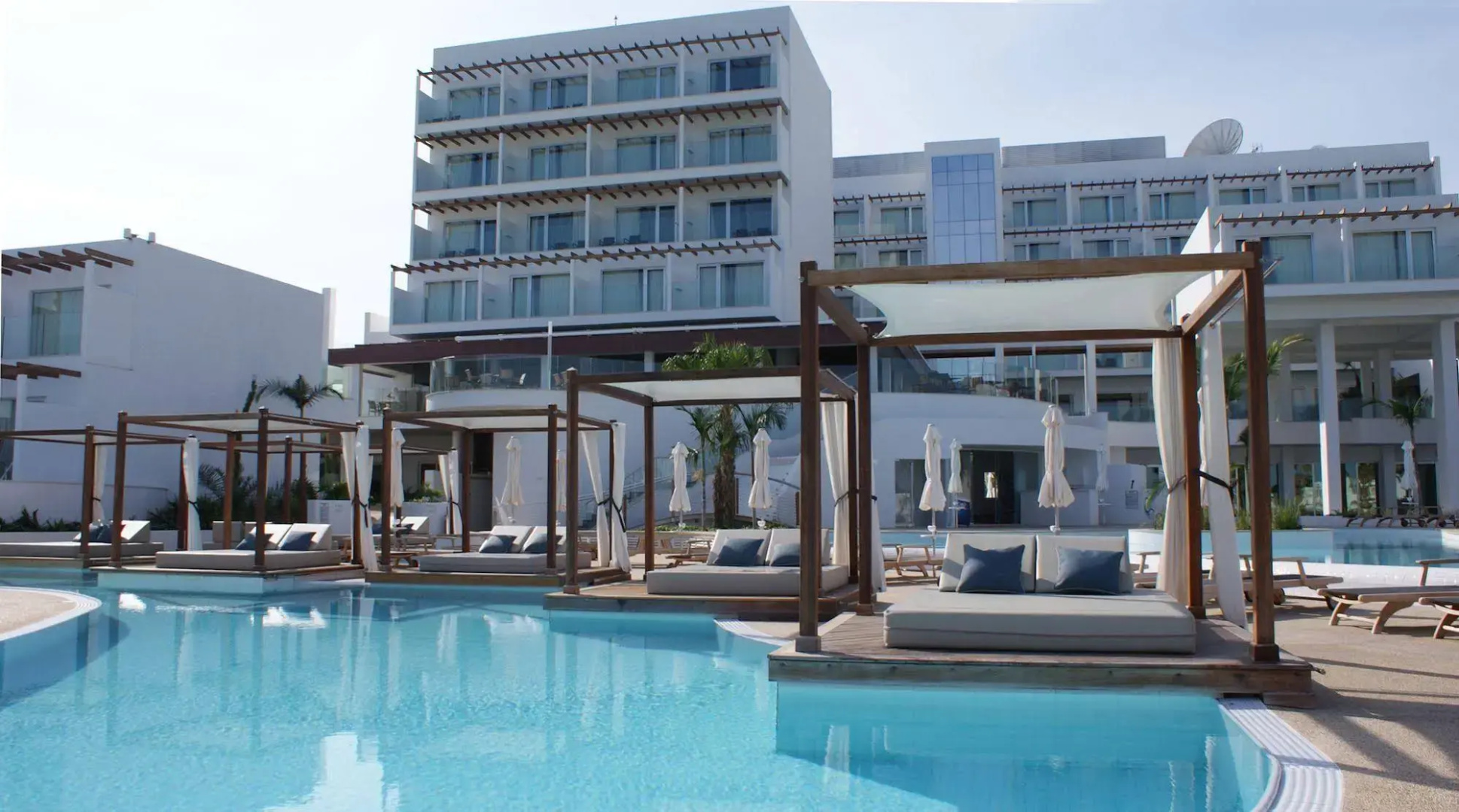 Sunrise Pearl Hotel & Spa