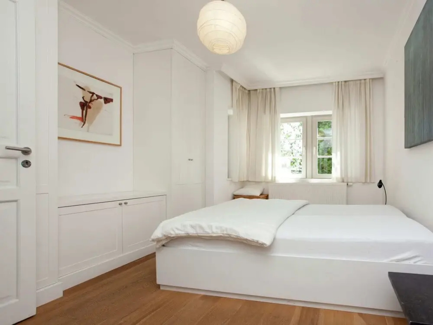 With Billiards, Table Tennis and Collection of Modern art in a Rural Setting