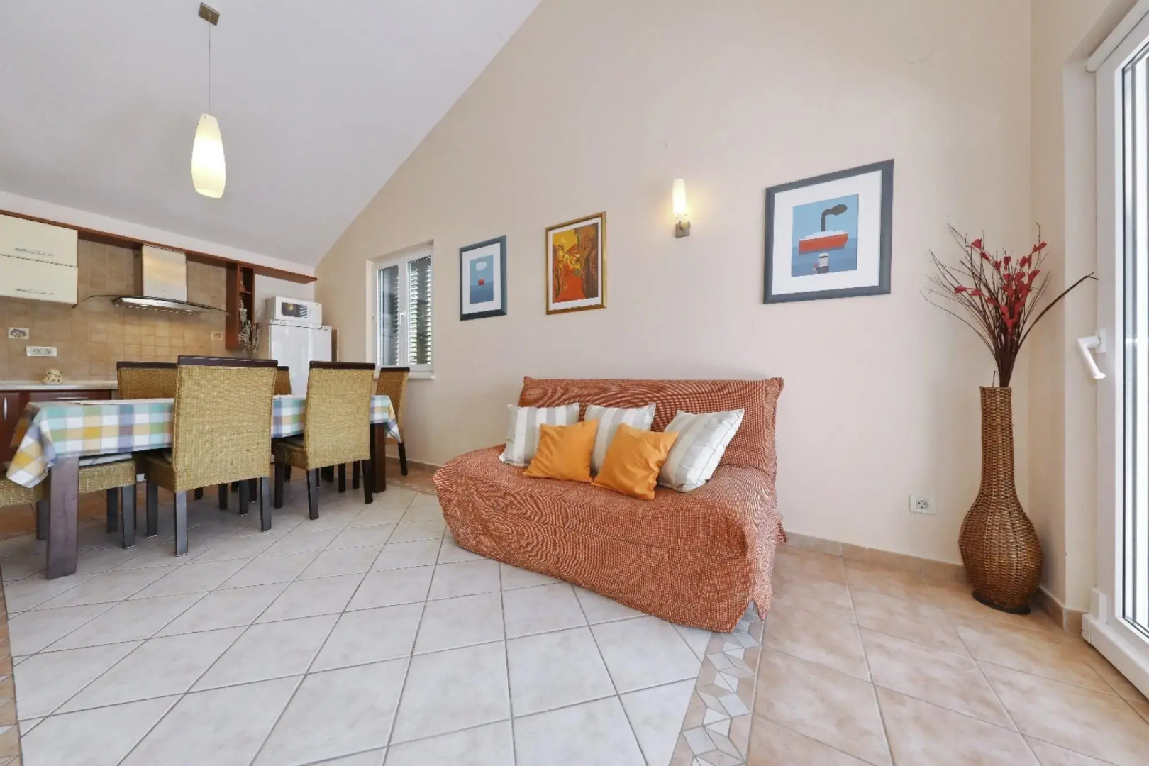 Suzana - Green Oasis - A1