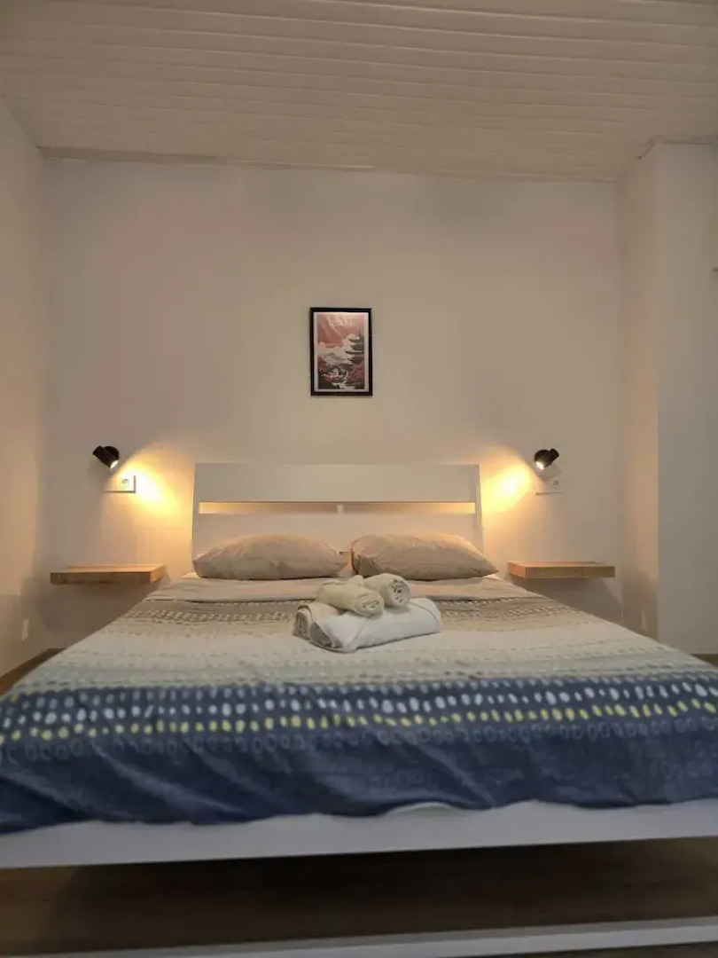 VILLA OLINDA 4 BED with huge garden