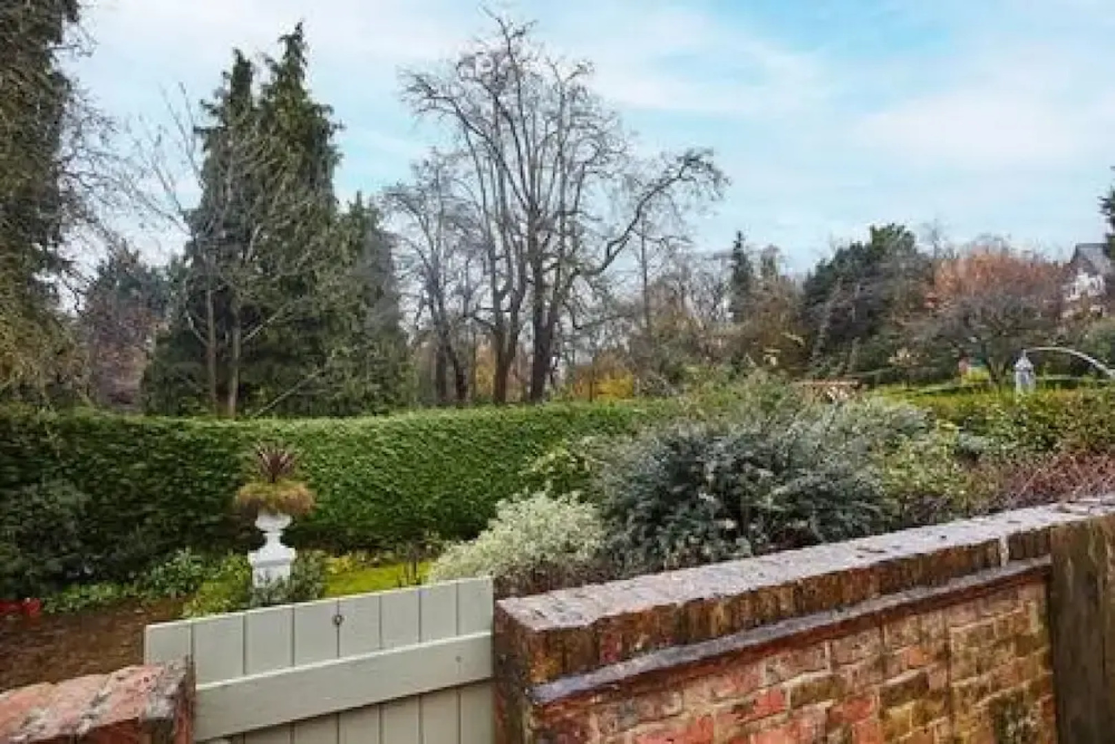 Host Stay Bentley Wynd