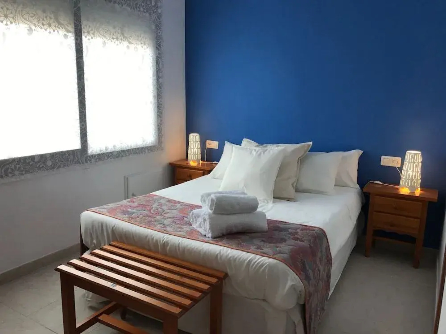 La Nova Tenalla - Adults Only