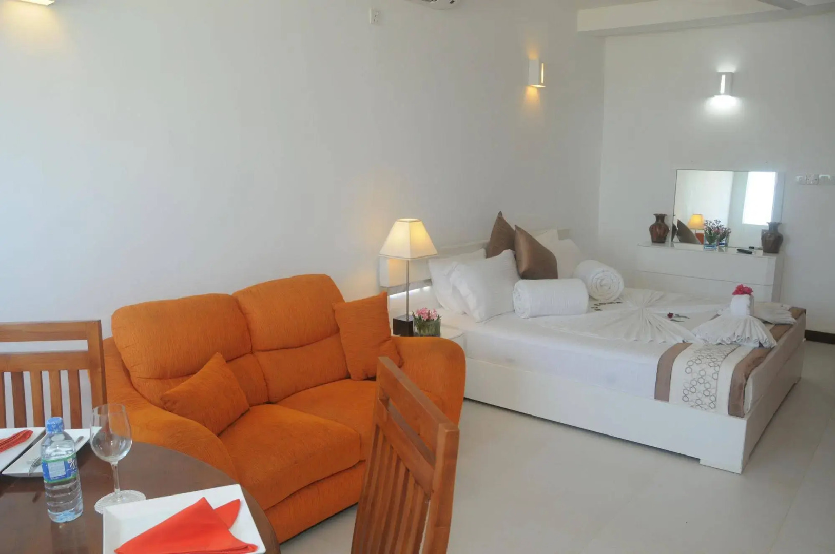 White Villa Resort Aungalla