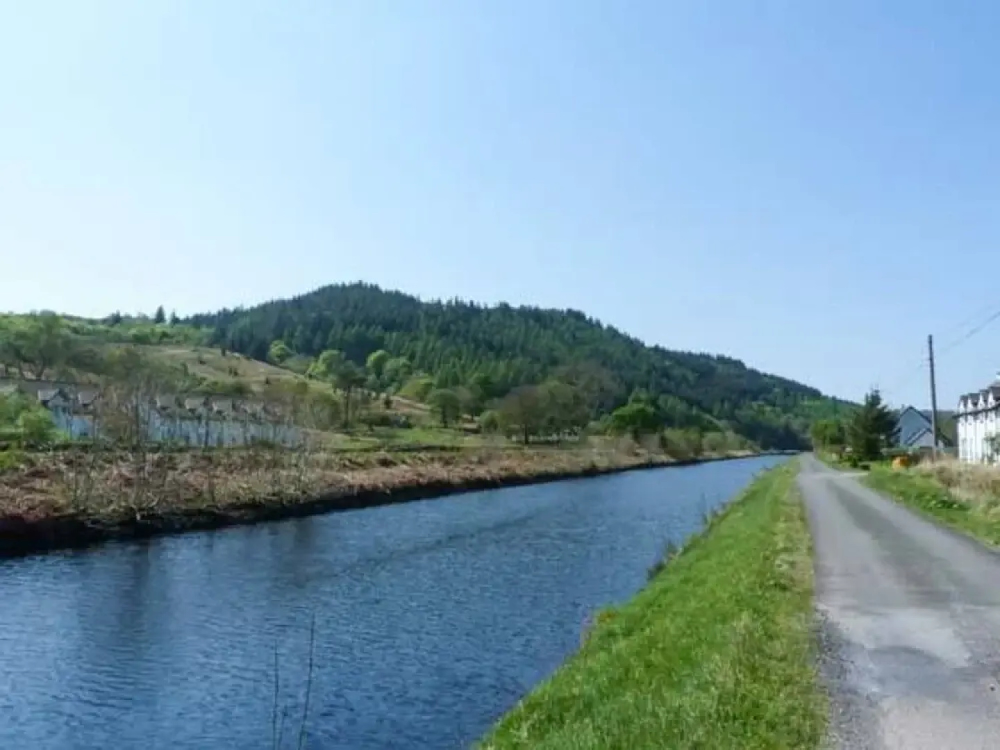 Crinan Canal Cottage